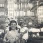 Con mi madre en los jardines de la Concha - 1943   