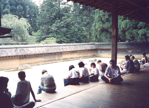 Kyoto, 1990 Jardin de piedra Zen    